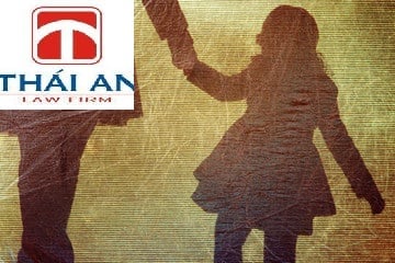 Thay đổi người trực tiếp nuôi con sau ly hôn 3 thay đổi người trực tiếp nuôi con sau ly hôn