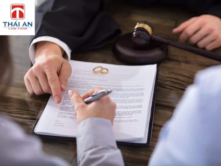 Luật áp dụng để giải quyết ly hôn của công dân Việt Nam ở nước ngoài